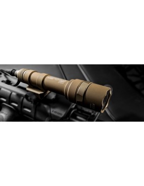 wadsn SF M600U flashlight black/tan  600lm.